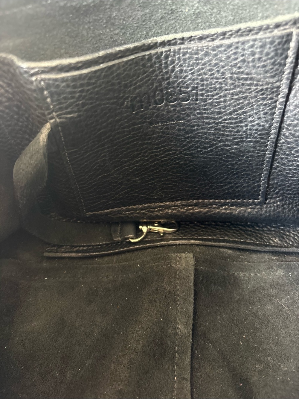 M051 real leather bag Classic Black Leather Shoulder Bag - Picture 14 of 15